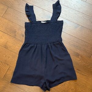 Gilli Flutter Sleeve Romper in Blue Size Medium